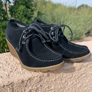 Sperry black suede wedge ankle booty